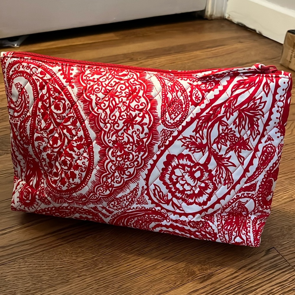 Brand New Vera Bradley Paisley Key in Cotton Gabardine Large Pouch